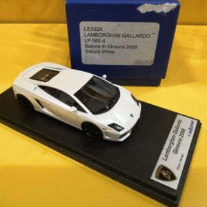 Look Smart LS302A - Lamborghini Gallardo LP 560-4 2008 Baloon White