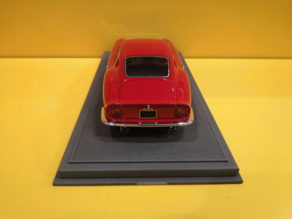 BBR Models BBR1822 – Ferrari 275 GTB “Short Nose” 1964 Rosso Corsa - immagine 4