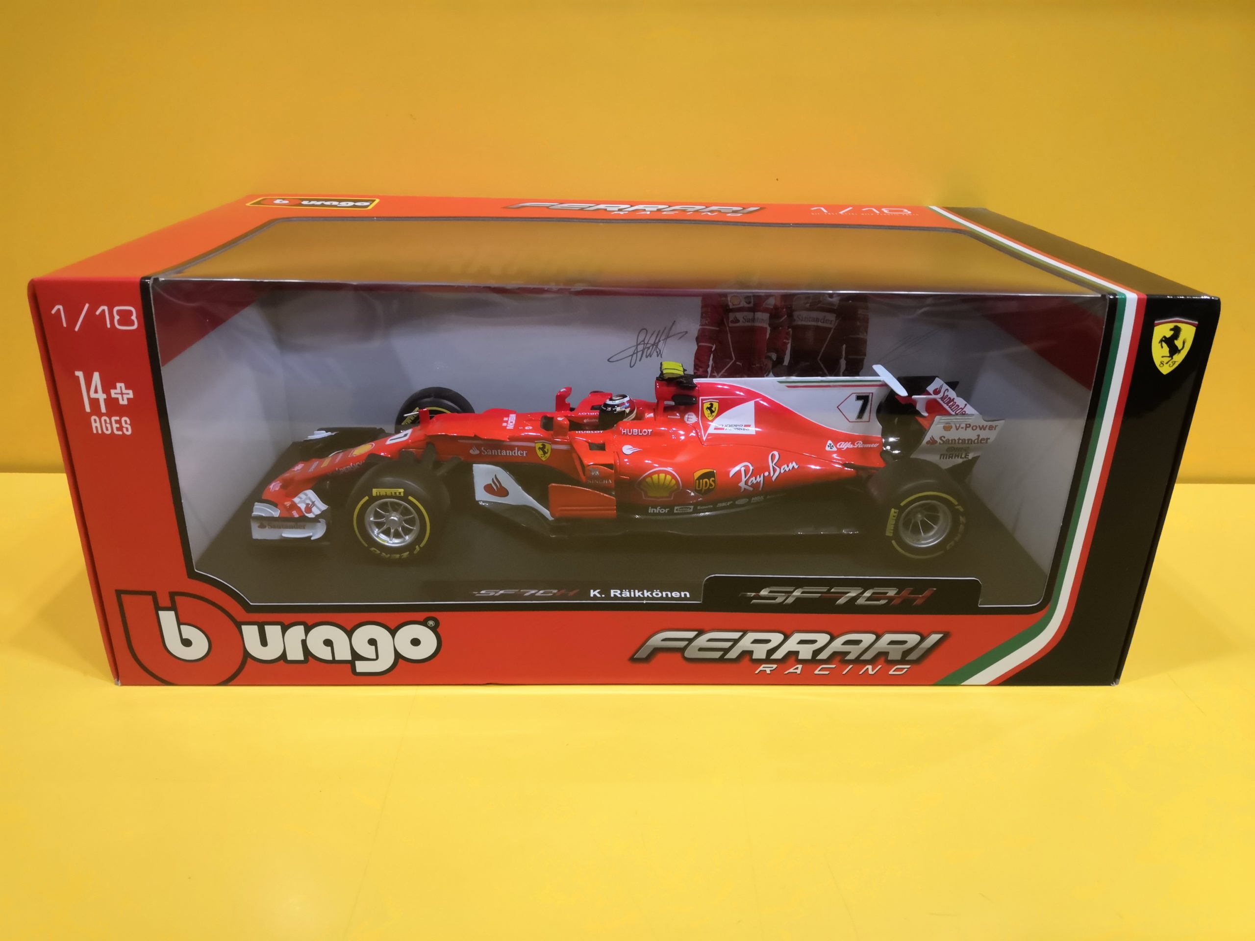 Bburago Racing Ferrari SF70H 2017 Kimi Raikkonen