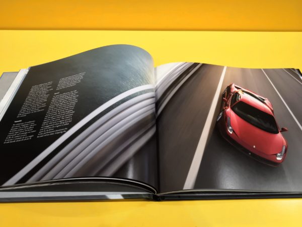 Ferrari 458 Italia - Brochure con CD-Rom #3580/09 - immagine 2