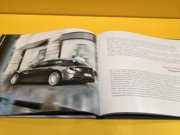 Ferrari FF - Brochure #3819/11 - immagine 3