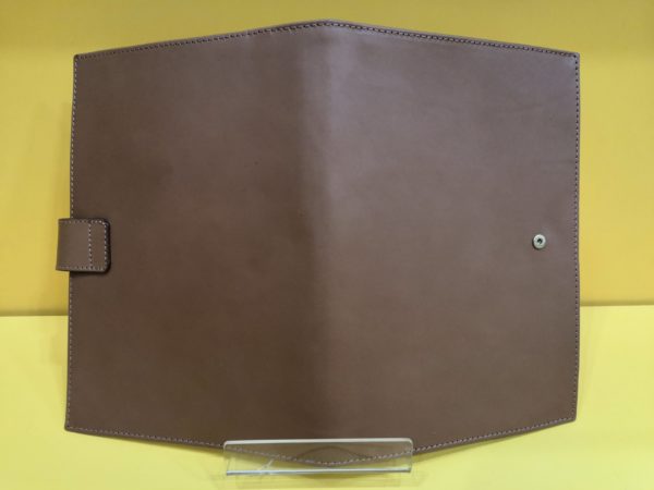 Portalibretto in Pelle per Ferrari dal 1965 al 1975 (Replica) - immagine 3