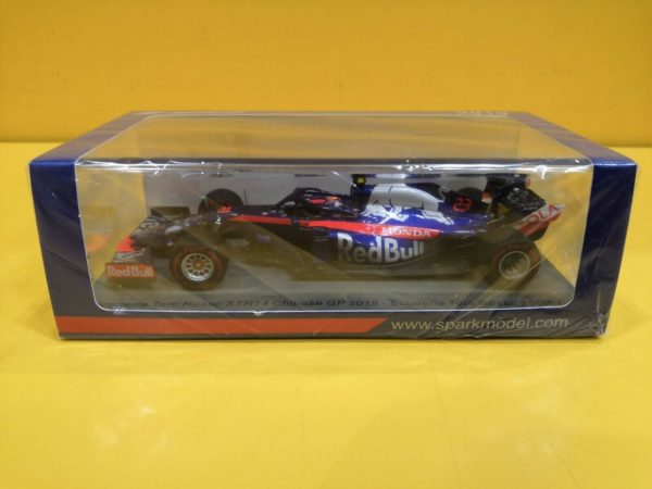 Spark S6079 - Scuderia Toro Rosso STR14 GP Cina 2019 Alexander Albon