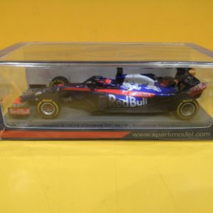 Spark S6080 - Scuderia Toro Rosso STR14 GP Cina 2019 Danill Kvyat