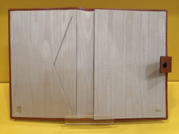 Portalibretto in Pelle per De Tomaso Mangusta - immagine 4