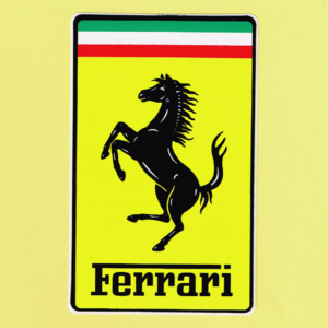Adesivo Ferrari 9 x 5 cm