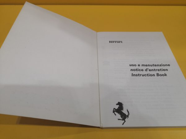 Ferrari 512 BB - Uso e Manutenzione Copia Anastatica - immagine 2