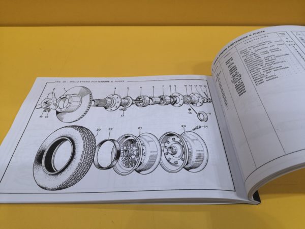 Ferrari 365 GT 2+2 - Catalogo Parti di Ricambio #35/69 (Reprint) - immagine 3