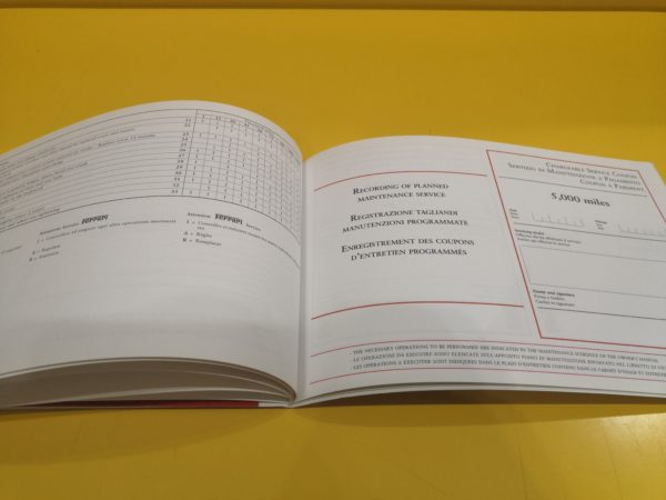 Ferrari Warranty Card and Owner's Service Book #1640/00 - immagine 5