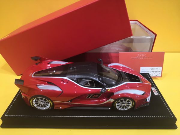 MR Collection FE016A - Ferrari FXX K 2014 Rosso Tristrato