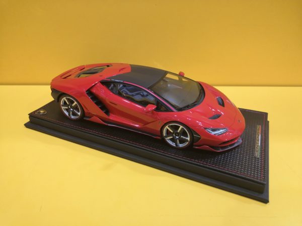 MR Collection LAMBO023D - Lamborghini Centenario 2016 Rosso Mars - immagine 2
