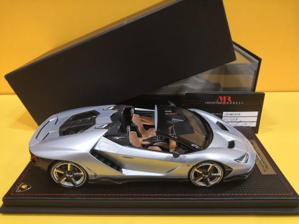 MR Collection LAMBO025A - Lamborghini Centenario Roadster 2016 Argento Centenario