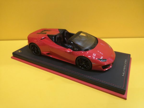MR Collection LAMBO026C - Lamborghini Huracán LP 580-2 RWD Spyder 2016 Rosso Mars - immagine 2