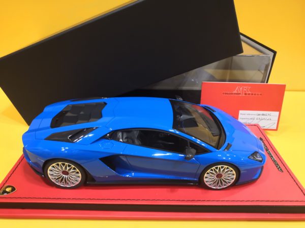 MR Collection LAMBO027G - Lamborghini Aventador S 2016 Blu Nila