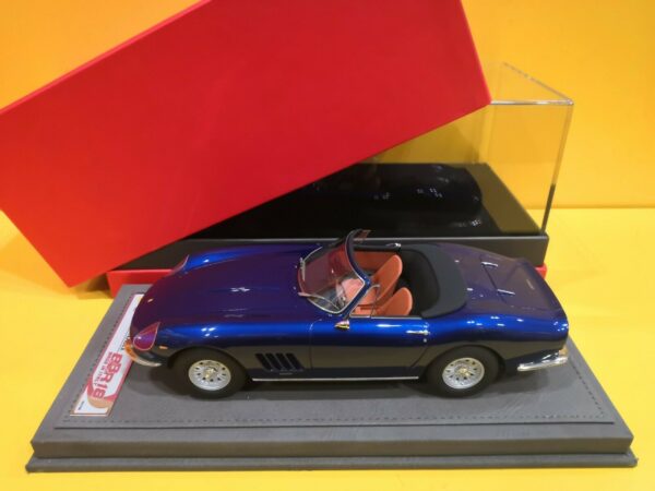 BBR Models BBR1816B - Ferrari 275 GTB/4 Spider N.A.R.T. 1967 Blu Metallizzato
