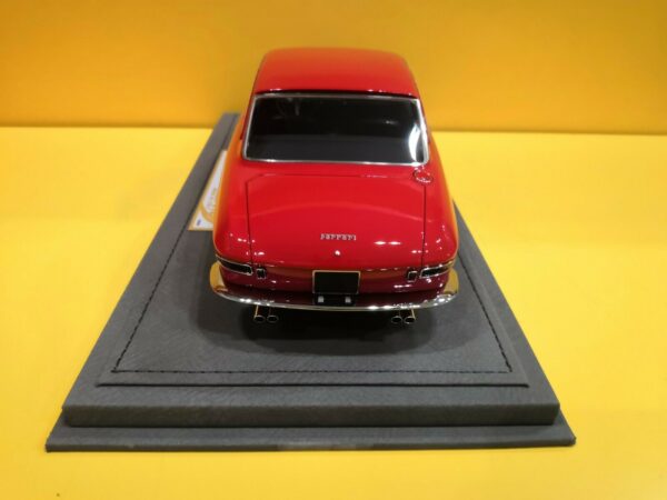 BBR Models BBR1832 - Ferrari 330 GT 2+2 1964 Rosso - immagine 4