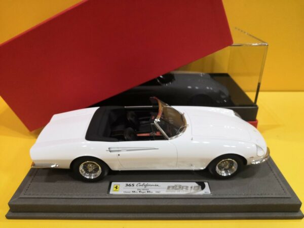 BBR Models CARS1802 - Ferrari 365 California 1967 HARIBO
