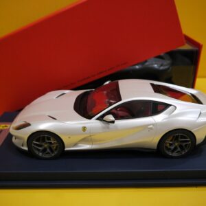Look Smart LS18_014C – Ferrari 812 Superfast 2017 Bianco Italia