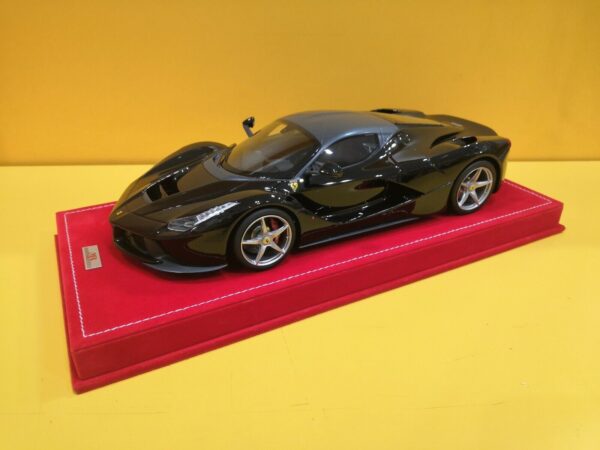 MR Collection FE09C – Ferrari LaFerrari 2013 Nero DS - immagine 3