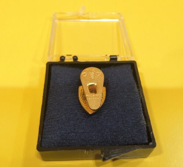 Spilla OMEA da Bavero Smaltata Ferrari 1.5 cm in Ottone - immagine 2