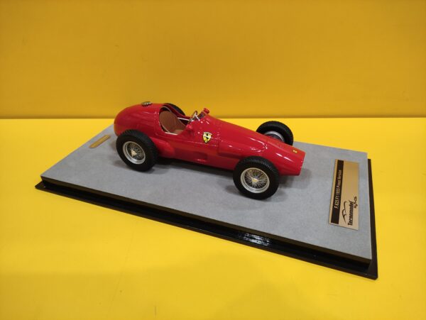 Tecnomodel TM18-126A - Ferrari 625 F1 1955 Rosso Corsa - immagine 3