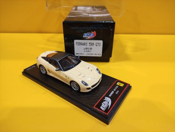 BBR Models BBRC35IV - Ferrari 599 GTO 2010 Avorio