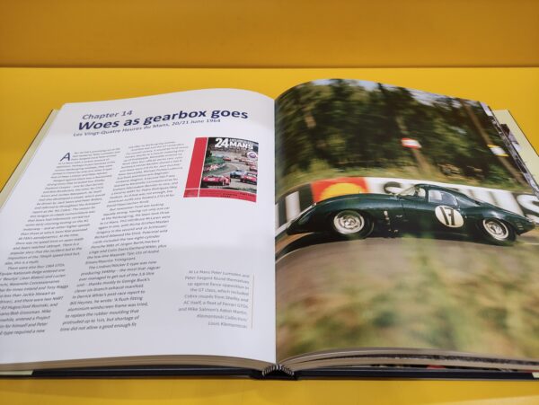 Jaguar Lightweight E-Type: The autobiography of 49 FXN - Philip Porter & James Page - immagine 2