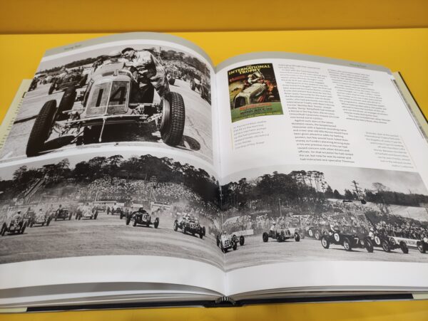 Alfa Romeo Monza: The autobiography of the celebrated 2211130 - Mick Walsh - immagine 2