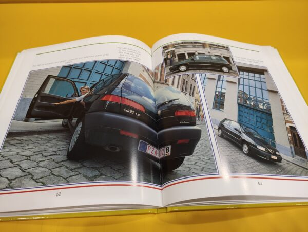 Alfa Romeo, Colour Family Album - Andrea Sparrow & David Sparrow - immagine 2