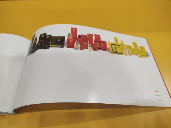 Ferrari Idea Licensing - Brochure #1546/99 - immagine 2