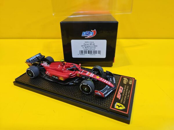 BBR Models BBRC292A - Ferrari SF-23 GP Singapore 2023 Carlos Sainz Jr.
