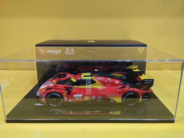 Bburago Racing Deluxe - Ferrari 499P #50 24h Le Mans 2024